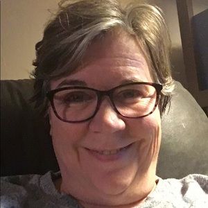 Meet your Posher, Renee